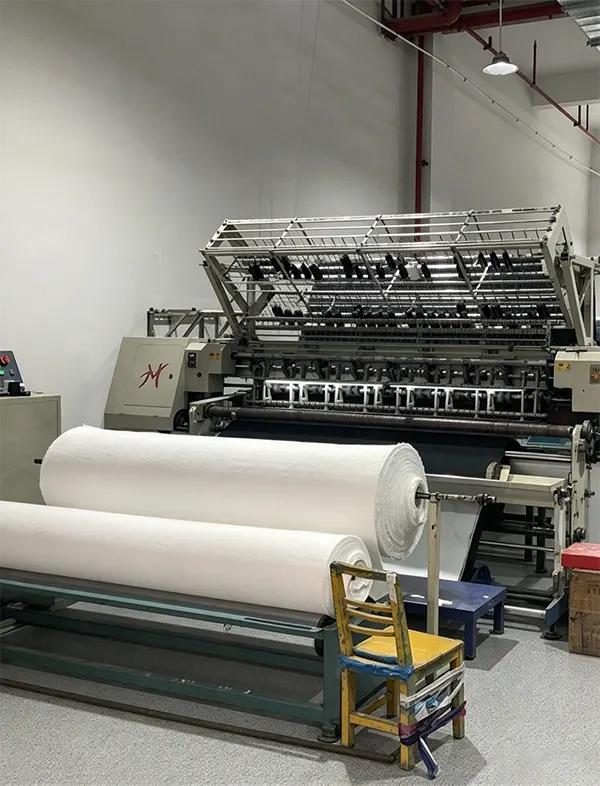 Heavyweight Sound-Absorbing Blanket with Grommets