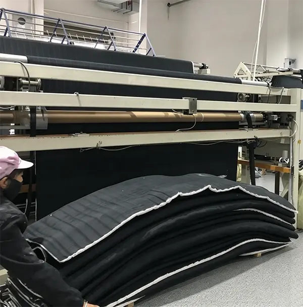 Heavyweight Sound-Absorbing Blanket with Grommets