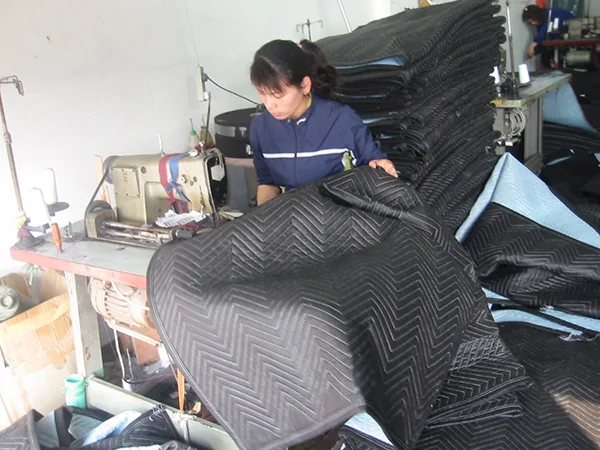 Woven Heavy-Duty Moving Blanket for Commercial Use